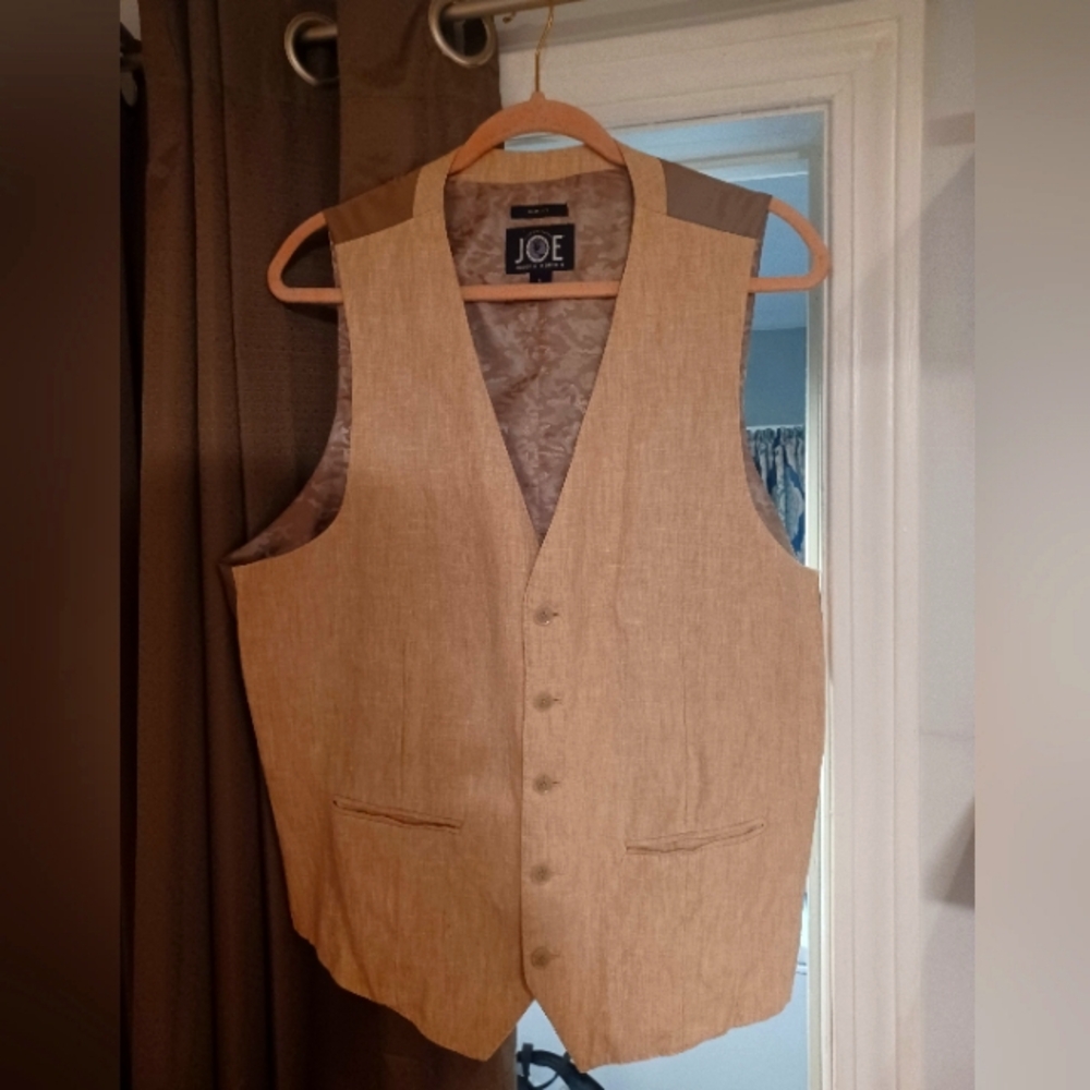 Joseph Abboud Tan Vest Large